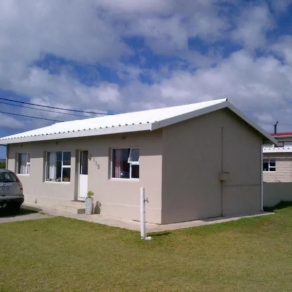 Struisbaai Getaway House โรงแรมในสตรุยส์บาย