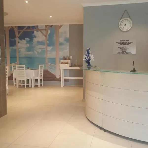 Bella Luna Bed and Breakfast, hotell i Walvis Bay