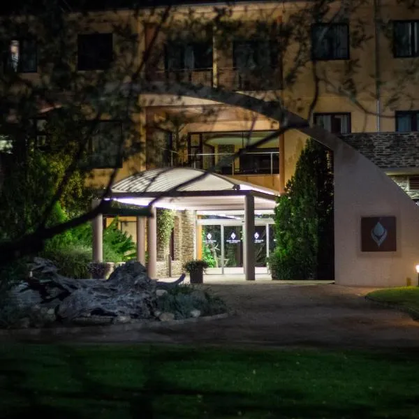 Hotel Balneario Valle del Jerte, hotel i Valdastillas