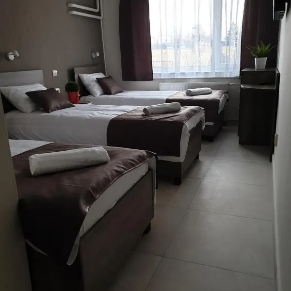 Familia Panzió & Apartmanház Győr, hotel a Nyúl