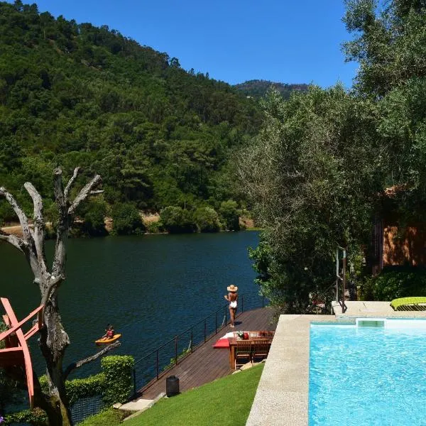 Casas de Pousadouro, hotel v destinaci Baião
