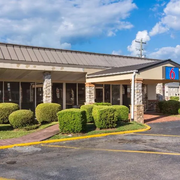 Motel 6-Warner Robins, GA, хотел в Уорнър Робинс