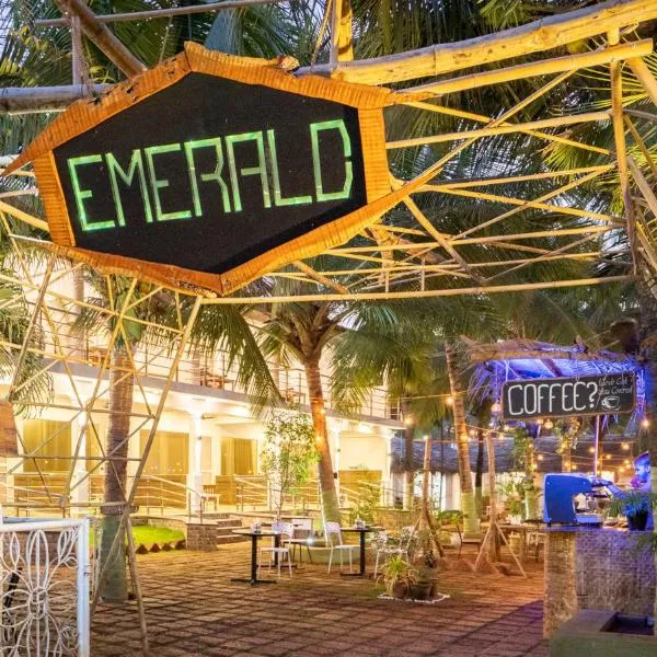 Crystall Goa Emerald Edition、Polemのホテル