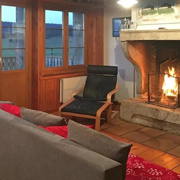 La Cachotière, hotel v destinaci La Chaux-du-Milieu