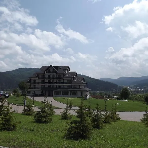 Hotel ToacaBellevue, hotel u gradu 'Gura Humorului'