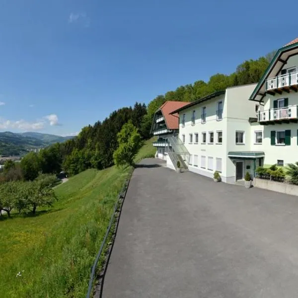 Gasthof-Pension Ölberger, hotel Wolfsbergben