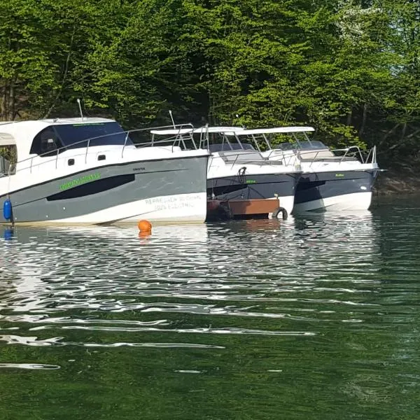 Czarter Jachtów Bez Patentu, hotel em Polańczyk