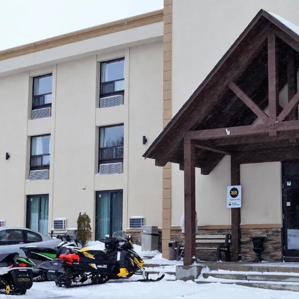 red maple inn and suites – hotel w mieście Huntsville