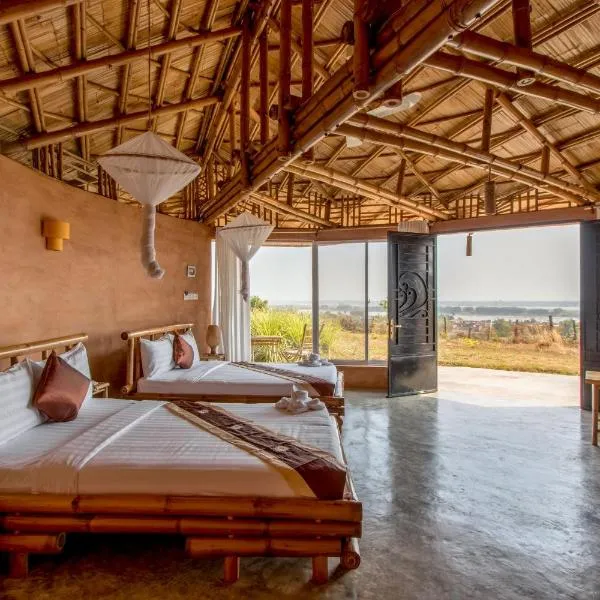 Hanchey Bamboo Resort, hotel v destinaci Kampong Cham