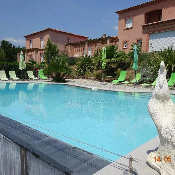 Domaine de Flo ADULT a partir de 16 ans – hotel w mieście Saint-Jean-de-la-Blaquière