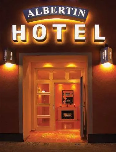 Hotel Albertin、アーレンスフェルデのホテル