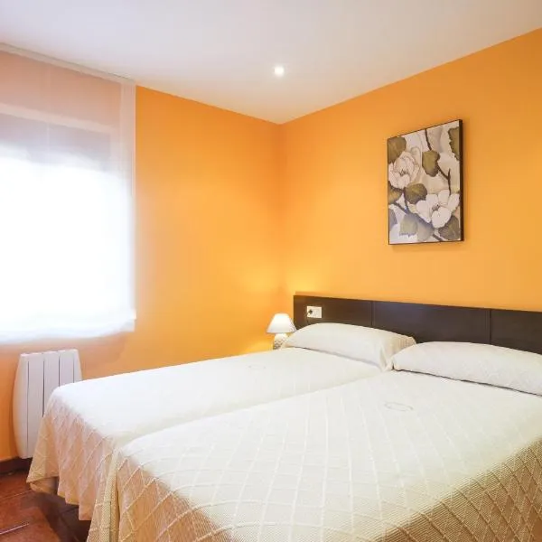 Apartamentos de Herminia, khách sạn ở Manzaneda