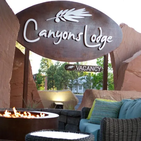 Canyons Lodge- A Canyons Collection Property, hotelli kohteessa Mount Carmel