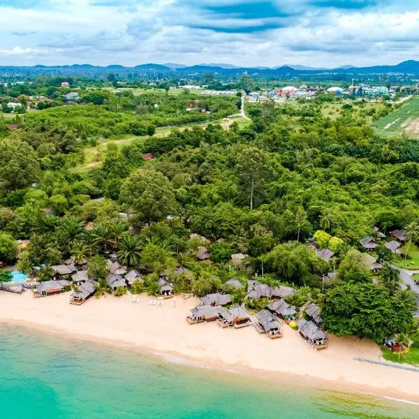 The Sunset Village -SHA PLUS CERTIFIED โรงแรมในนาจอมเทียน