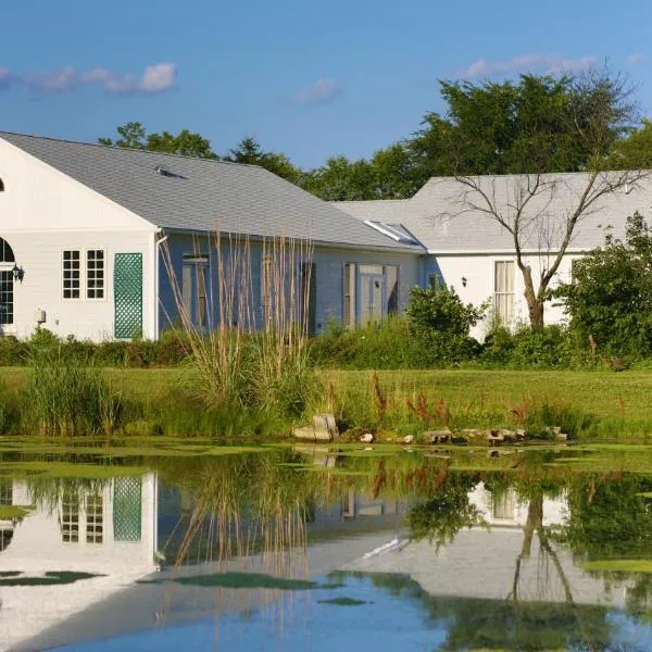 Inntiquity, A Country Inn, hótel í Logansport