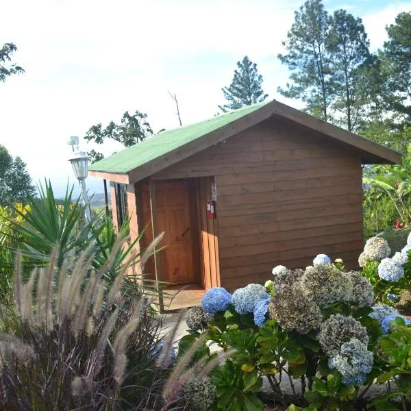 Eco Granja Don Lolo, hotel Quesadában