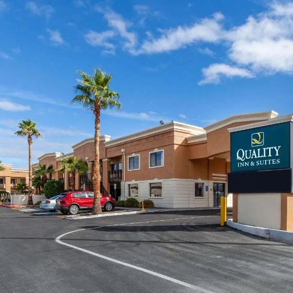 Quality Inn & Suites near Downtown Mesa, מלון בSonora Town