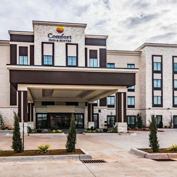 Comfort Inn & Suites Oklahoma City, hotel in Midwest City