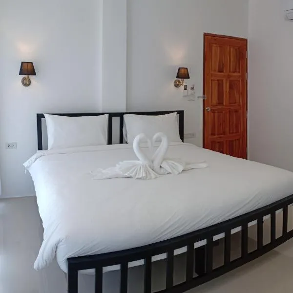 Chaweng best hotel and hostel samui, hotel en Ban Mae Nam