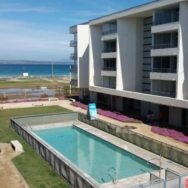 Departamento Familiar Linda Vista Condominio BordeMar Los Molles, hotel in Los Molles
