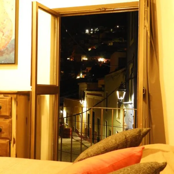 Santa Posada Suites by Lunian, hotel in Guanajuato