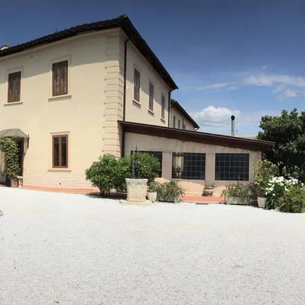 Tenuta La Rosa B&B, hotel din Campi Bisenzio