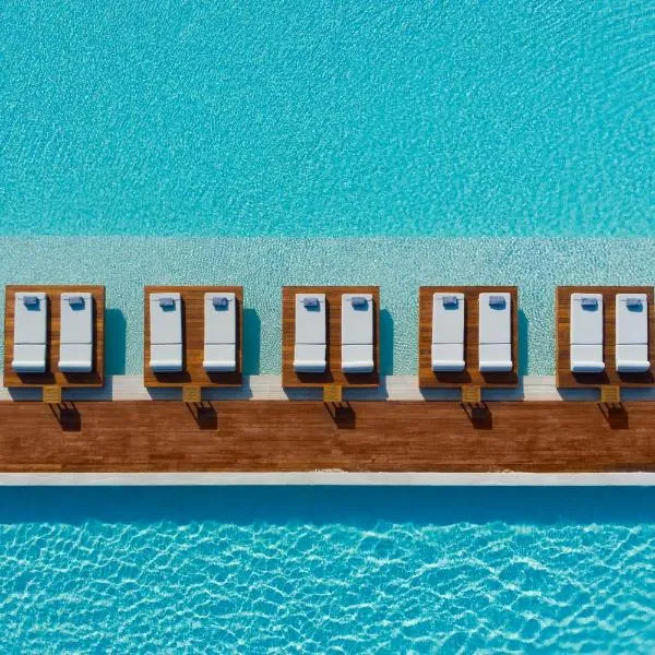 Gennadi Grand Resort、ゲンナジーのホテル