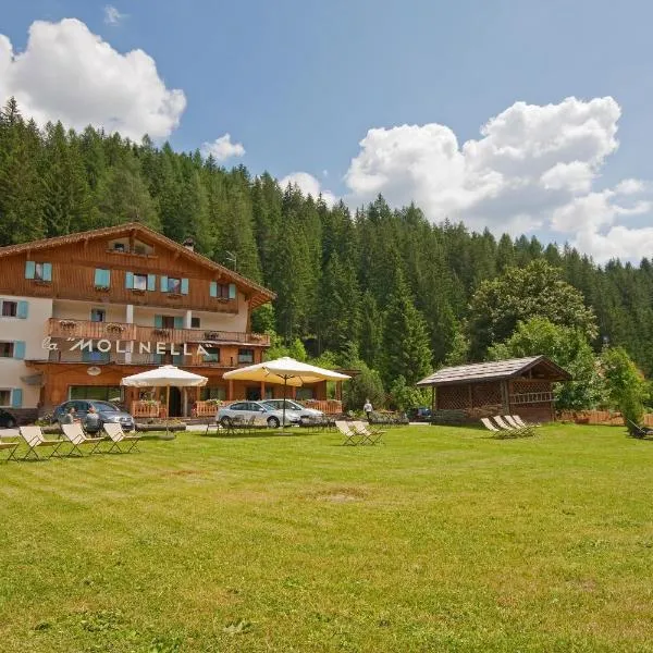 Hotel La Molinella, hotel v destinaci Soraga