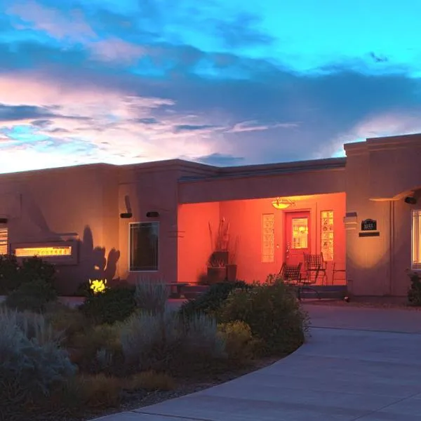 Dreamkatchers Lake Powell Bed & Breakfast, hotel di Big Water