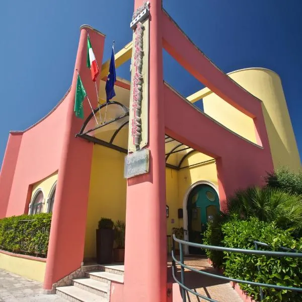Lo Scacciapensieri Hotel & Restaurant, hotel v destinácii Monteroni di Lecce
