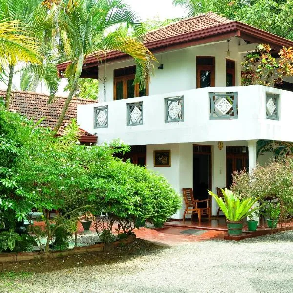 Solal Villa, hotel v destinaci Aluthgama