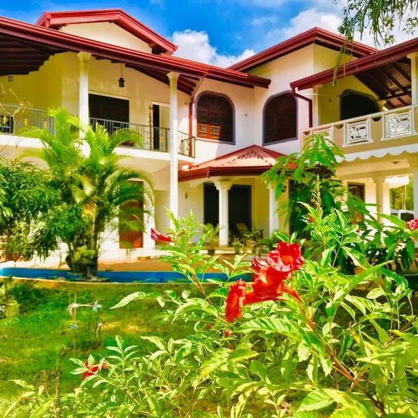 Green Edge Residences, hotel v Dambulle