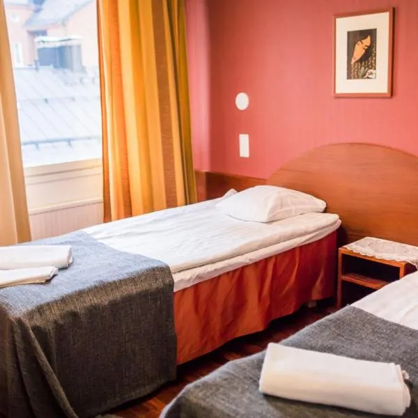 Kesähotelli Aurora, hotell i Tammerfors