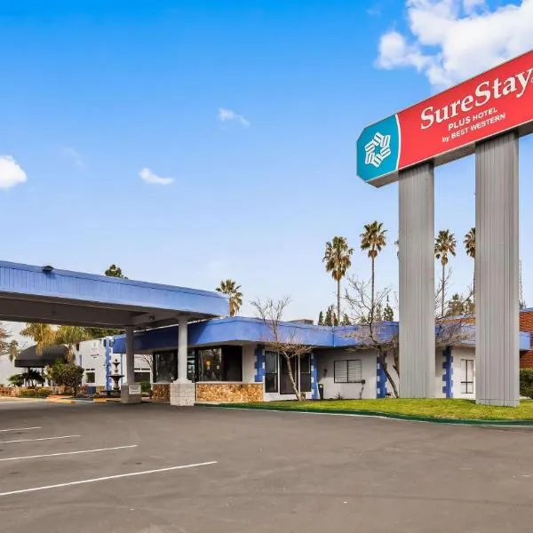 SureStay Plus Hotel by Best Western Sacramento Cal Expo, hotel di Sacramento