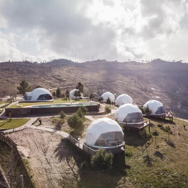 Natura Glamping, hotel in Cortiçada