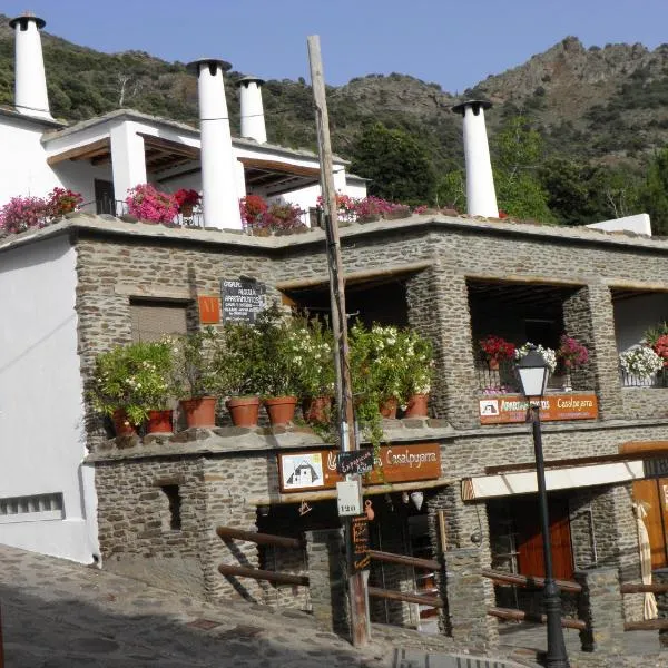 Apartamentos Casalpujarra、ブビオンのホテル