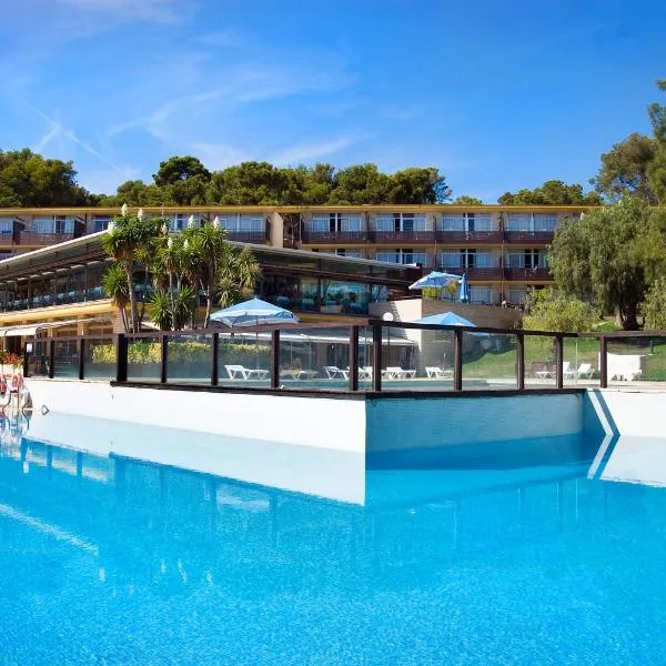 Aparthotel Comtat Sant Jordi, hotel v destinaci Platja  d'Aro