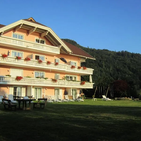 Appartementhaus Karantanien am Ossiacher See, hotell i Ossiach