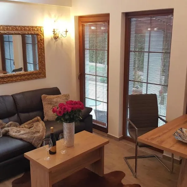 Village Romantic Apartment by Český Krumlov - adults only – hotel w mieście Trhové Sviny