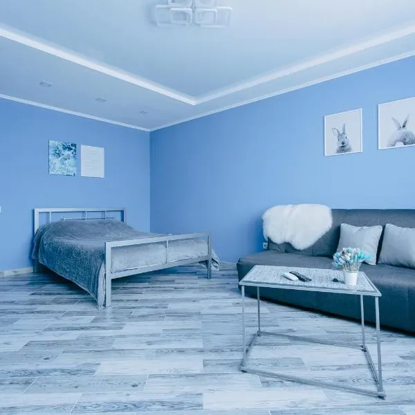 Сучасна 1-кімнатна квартира, hotel in Vinnytsya
