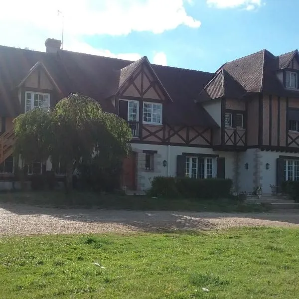 Les Mesangeres, hotel v destinácii Chaumont-sur-Tharonne