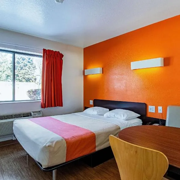 Motel 6-Palatine, IL - Chicago Northwest, hotel in Palatine