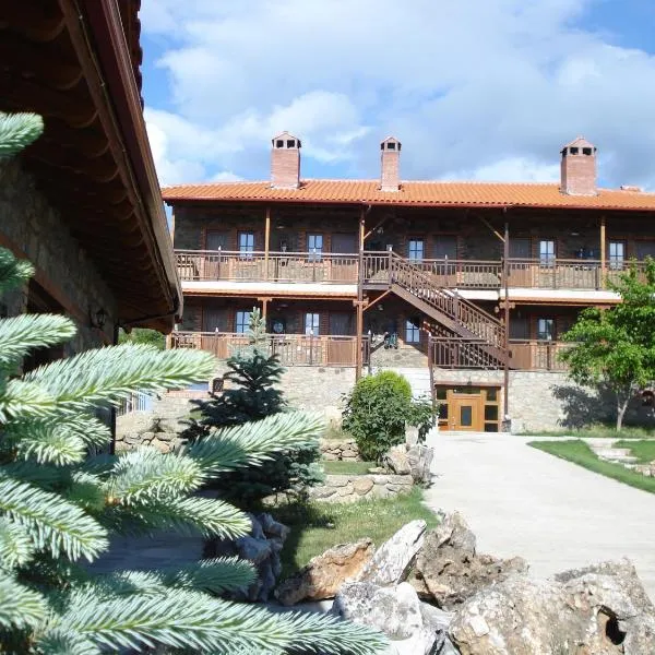 Prespa Resort & Spa, hotel in Psarades