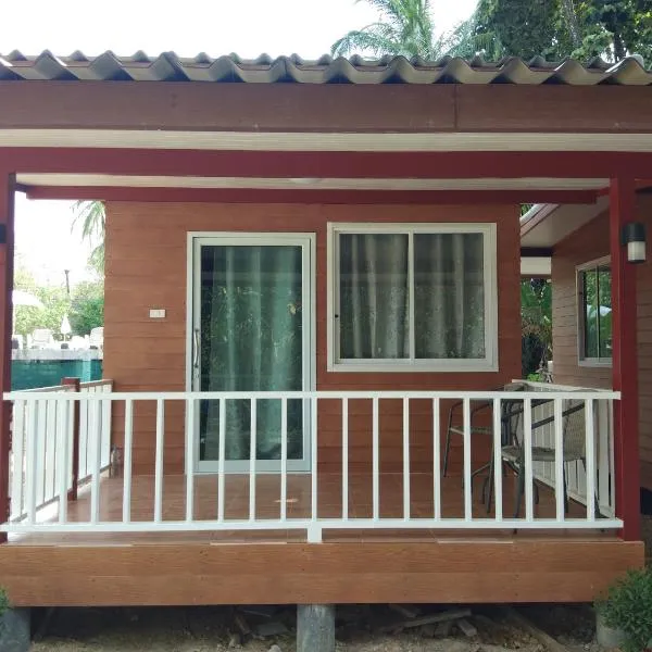 Mook Paradise Bungalow, hotel in Koh Mook