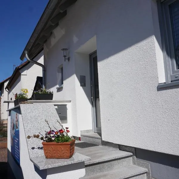 Fewo Jule, hotel in Thaleischweiler-Fröschen