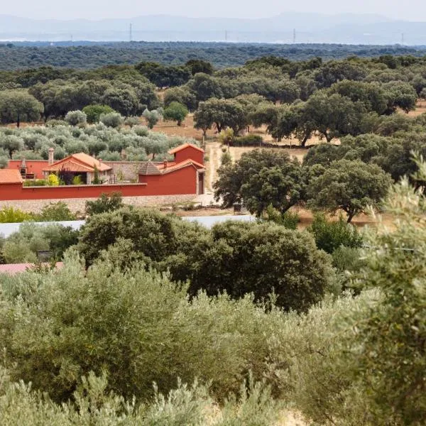 La Costanilla de los Angeles, hotel v destinaci Navalcán