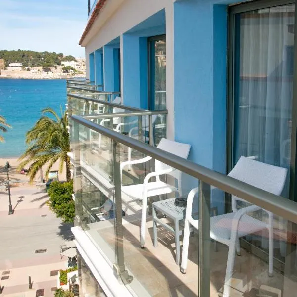 소예르 항구에 위치한 호텔 로스 헤라니오스