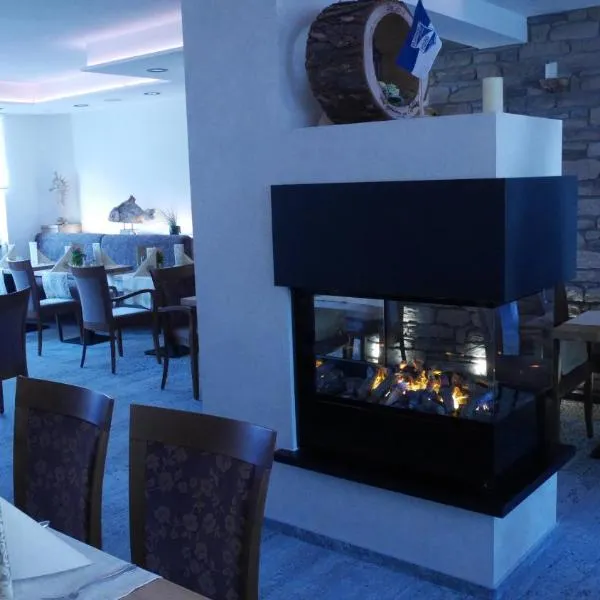 Restaurant Hotel Goldener Adler, hotel v destinaci Emden