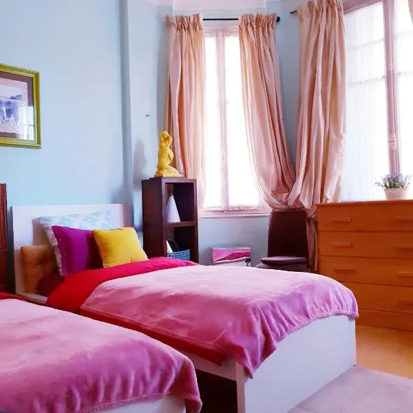 Home for 2 few steps from casino monte carlo and beach, hotel a Beausoleil