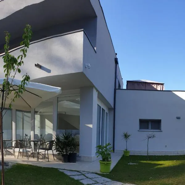 Crystal B&B, hotel Dormellettóban